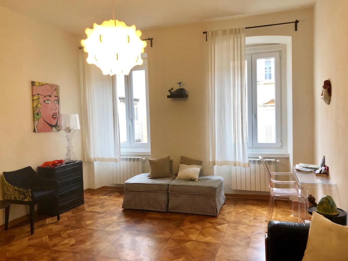 Alla Scalinata Del Teatro Rossetti Parcheggio Trieste Eksteriør bilde
